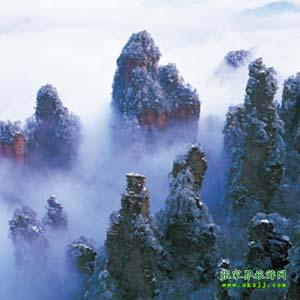 單獨(dú)成團(tuán)H線:張家界、天子山、寶峰湖、天門(mén)山、鳳凰古城純玩四晚五日游