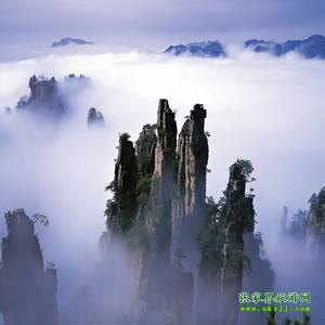 暑期夏令營(yíng)湘西精華旅游線路：長(zhǎng)沙、韶山、張家界、鳳凰純玩8日游